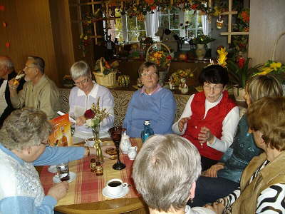 Seemannsfrauen unter sich